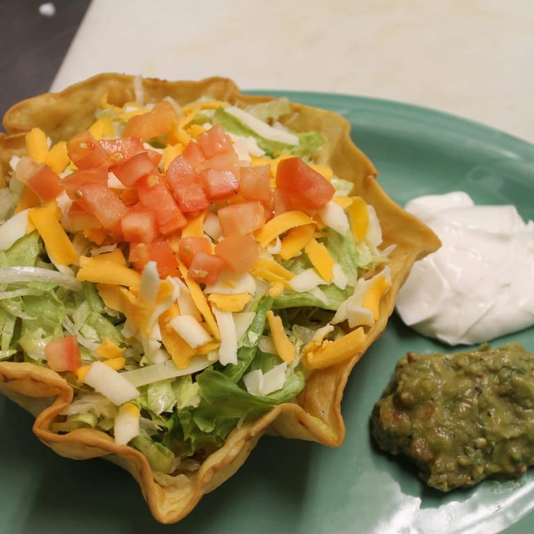 Taco Salad: A Tex-Mex Delight